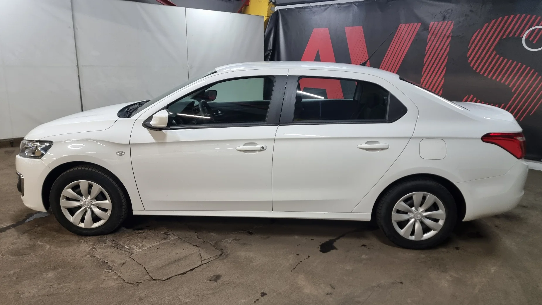 Citroen C-Elysee photo